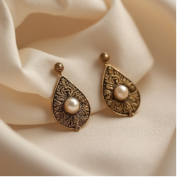 Vintage-Inspired Drop Earrings in Antique Finish