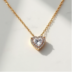 Dainty Pendant Necklace with Heart Motif